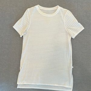 Lululemon White Short Sleeve. Size 6